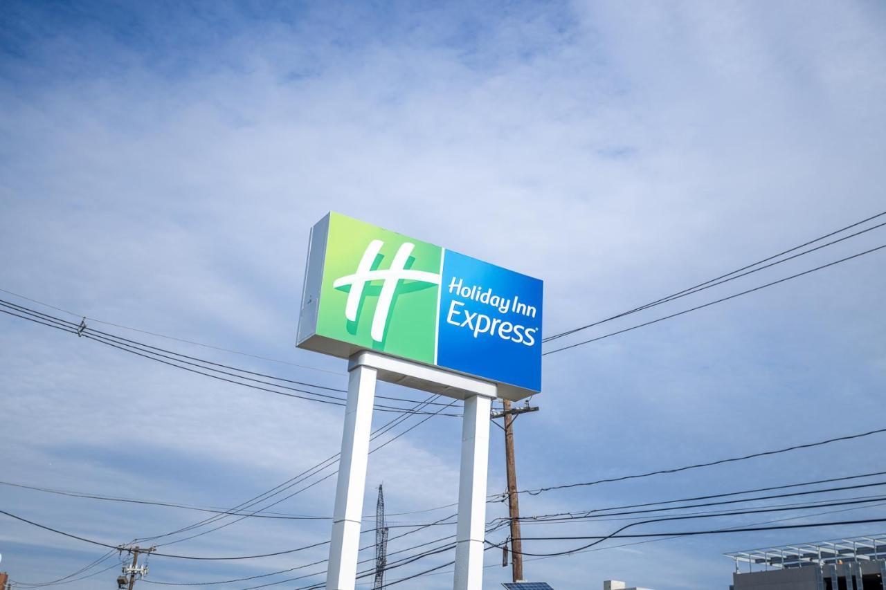 Holiday Inn Express - Newark Airport - Elizabeth, An Ihg Hotel Bagian luar foto